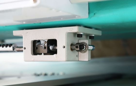 30 Κεφαλές 9 βελόνες Flat Embroidery Machine με διπλό Cam Single Reciprocator
